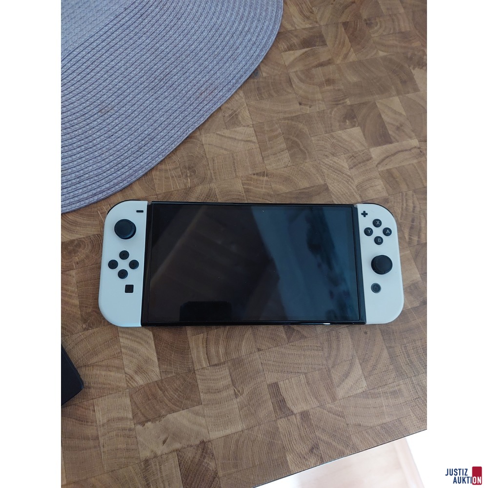 Nintendo Switch OLED schwarz/weiß