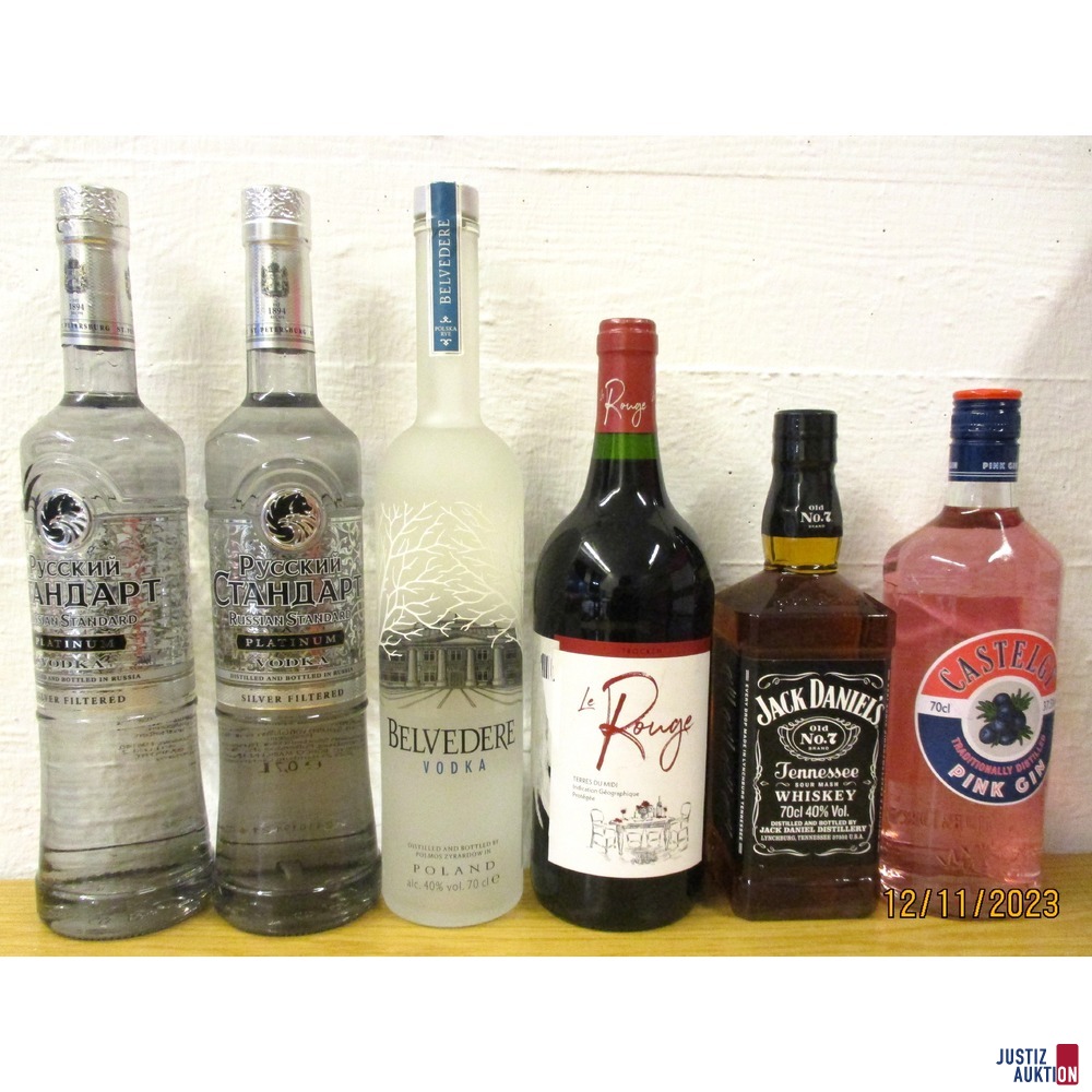 Spirituosen Vodka, Konvolut Justiz-Auktion | Whiskey Russian Gin, u.a. (#178344)