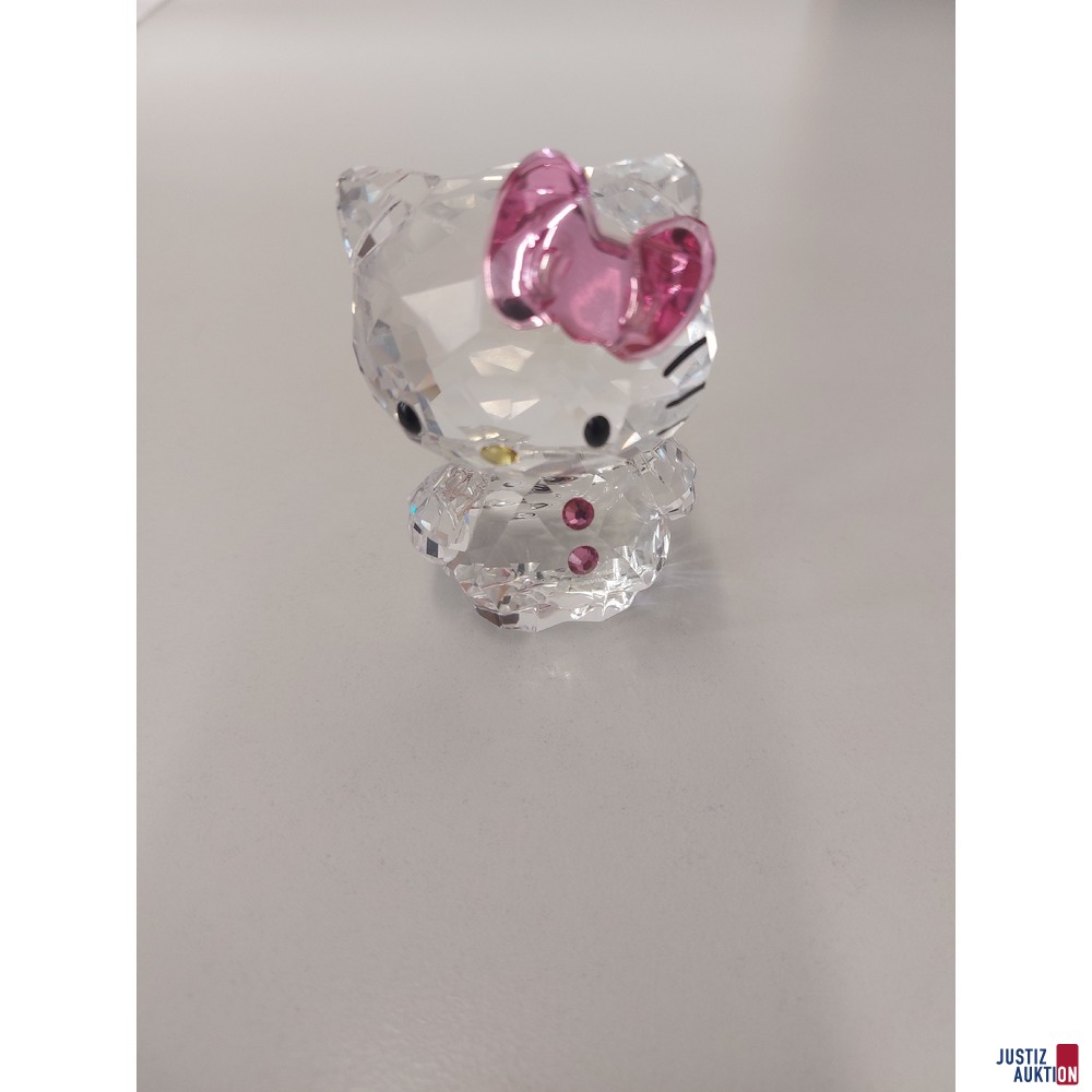 Swarovski – Hello Kitty Pink Bow 2011 (#172390) | Justiz-Auktion