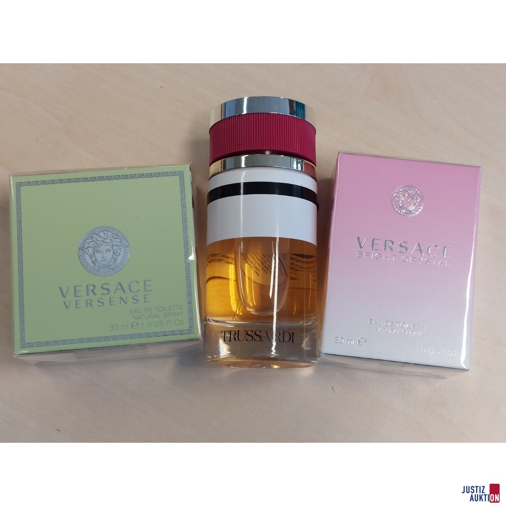 1 Eau de Parfum der Marke Trussardi Pure Jasmine u.a.