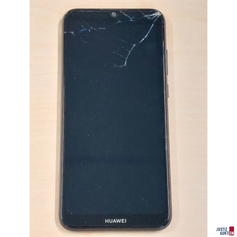 Handy der Marke Huawei Y6S (2019) Model: JAT-L41