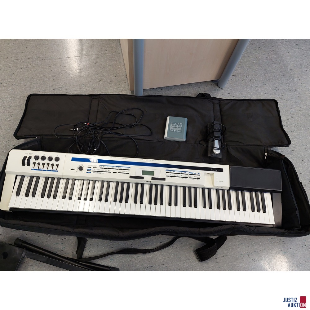 1 Keyboardtasche der Marke Thomann u.a.