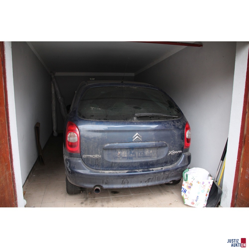 Citroen Xsara Picasso 2,0 HDI blau-met.