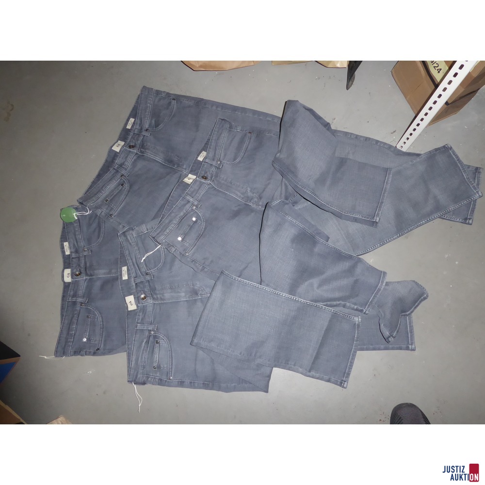 4 Stück Jeans