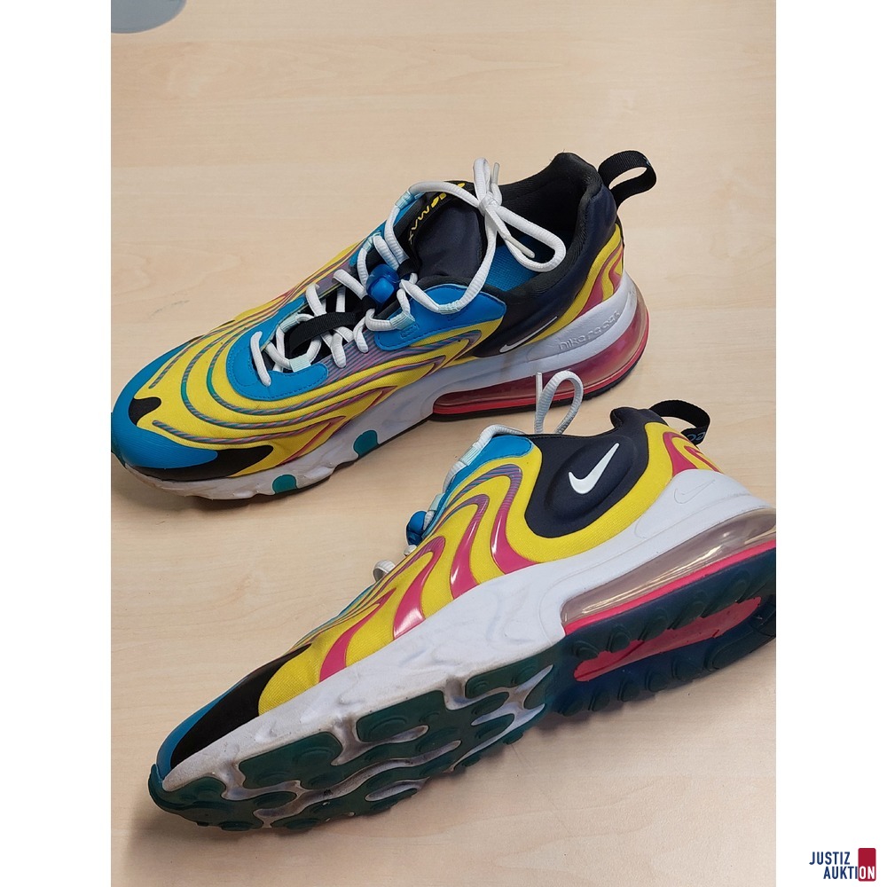 Sneaker der Marke Nike Air Max 270 React ENG „Multi“