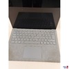 Laptop der Marke Microsoft Model 1769 Nr. 000500284757