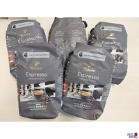 5 Packungen Kaffeebohnen der Marke Tchibo Espresso