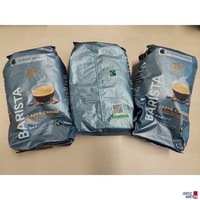 3 Packungen Kaffeebohnen der Marke Tchibo Barista