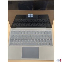 Laptop der Marke Microsoft Model 1943 Nr. 014513715266